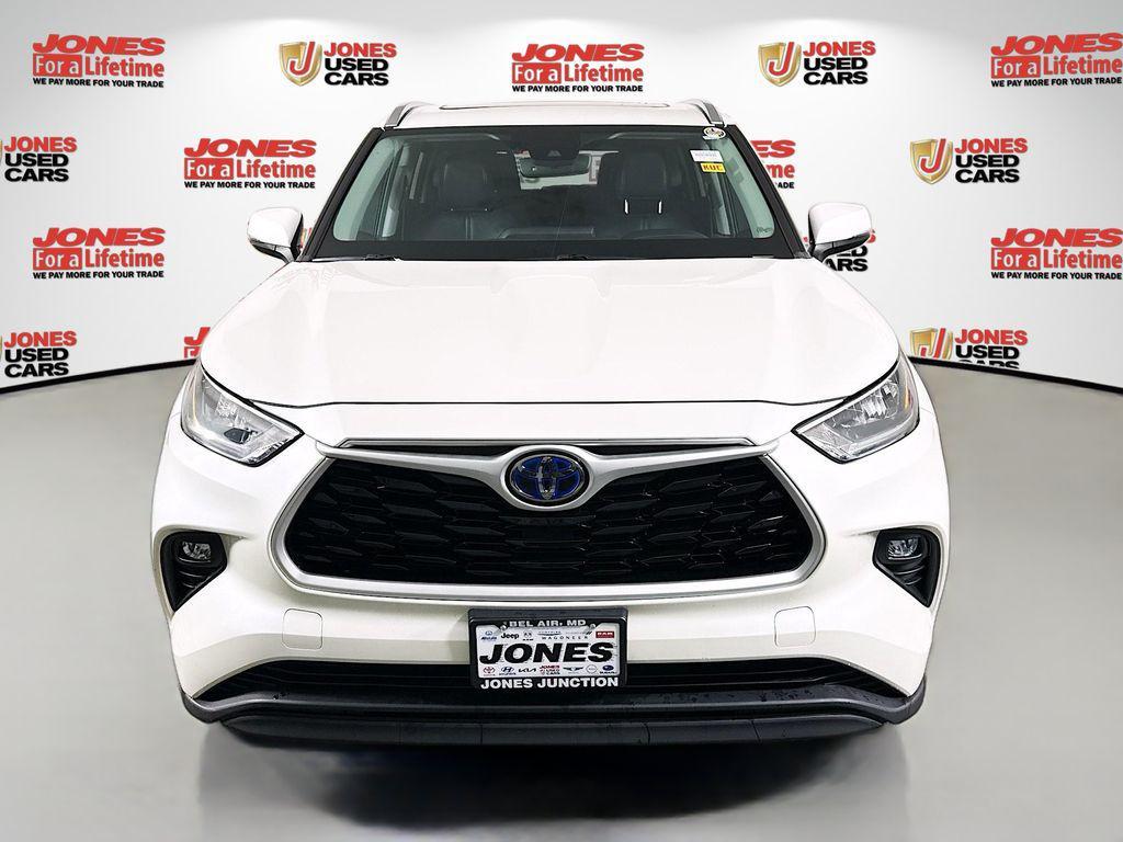 used 2020 Toyota Highlander Hybrid car, priced at $31,797