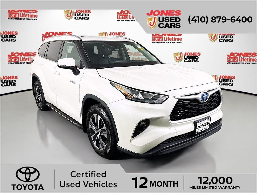 used 2020 Toyota Highlander Hybrid car, priced at $31,797