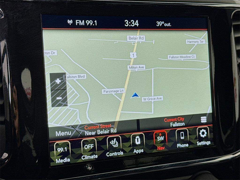 used 2022 Jeep Grand Cherokee car, priced at $27,996