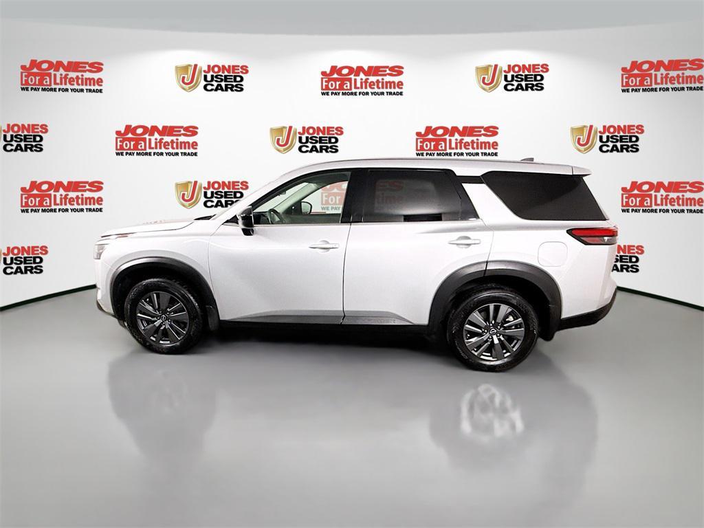 used 2024 Nissan Pathfinder car, priced at $25,998