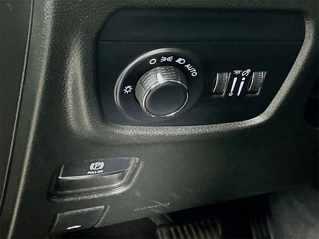 used 2023 Jeep Grand Cherokee car, priced at $32,997