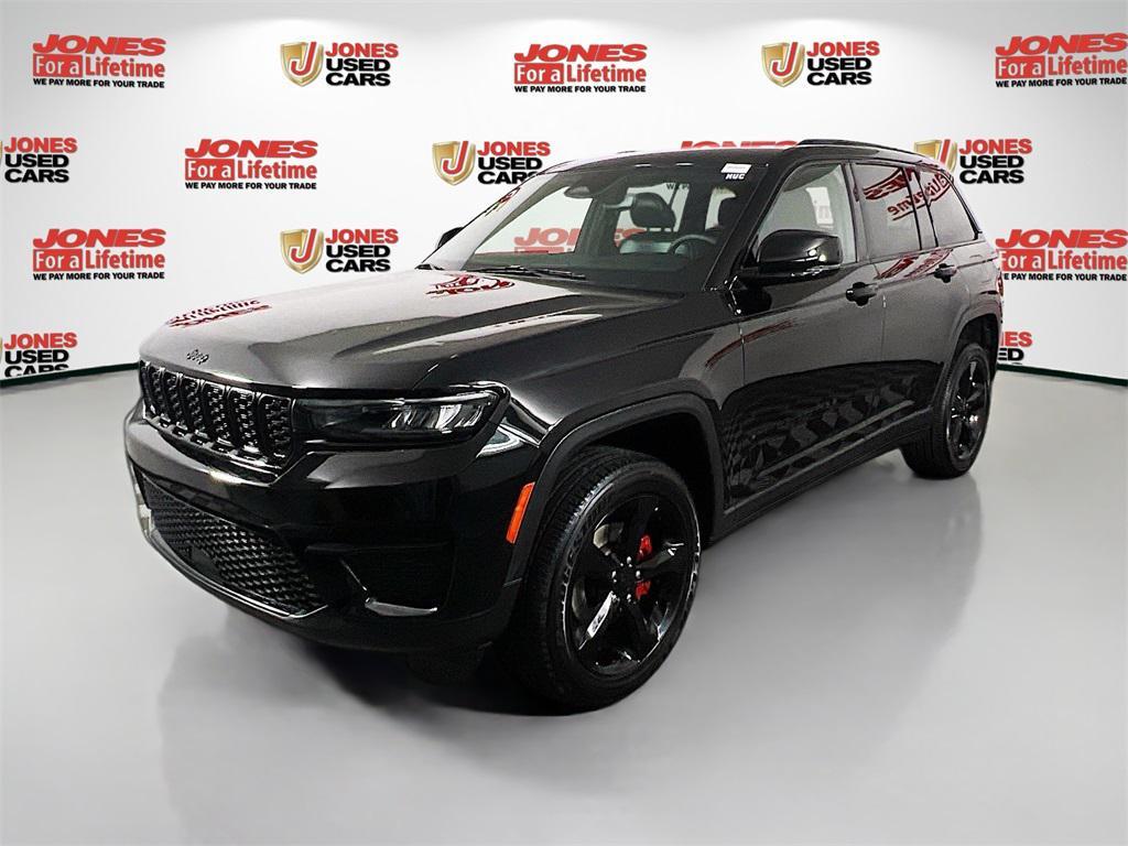 used 2023 Jeep Grand Cherokee car, priced at $32,997