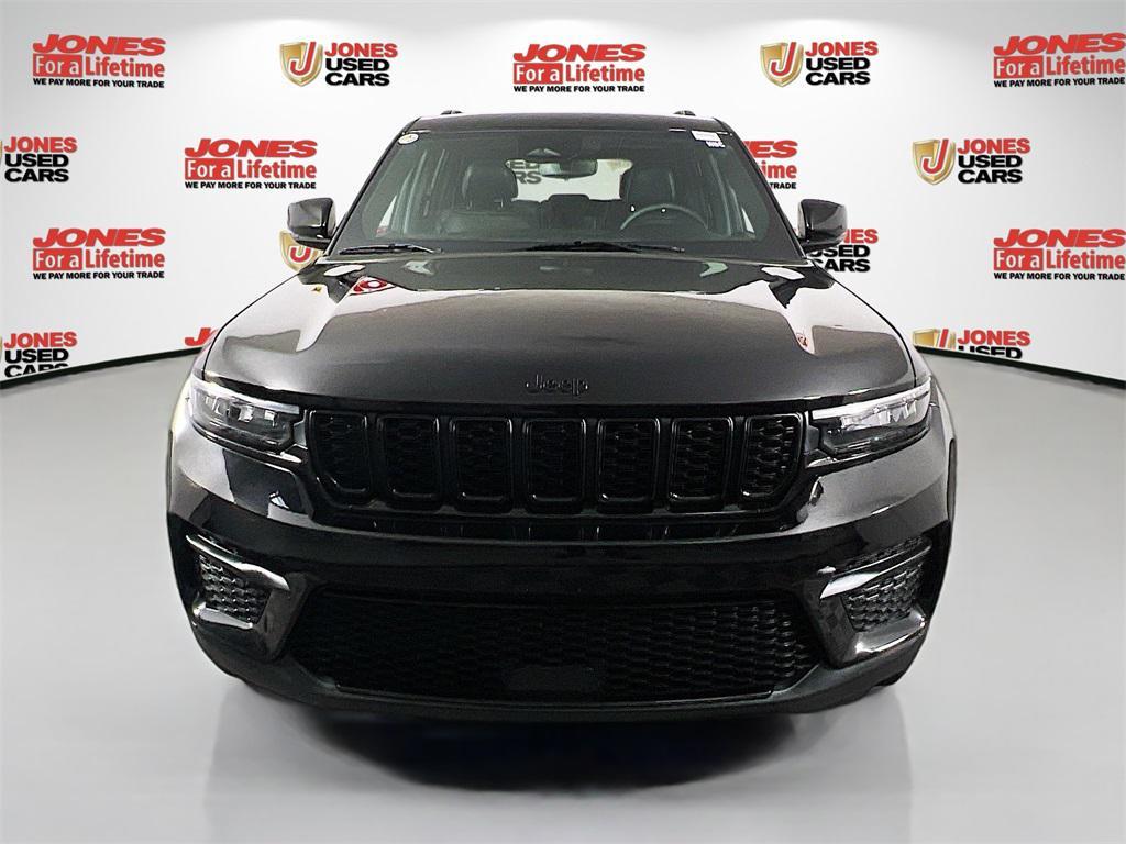 used 2023 Jeep Grand Cherokee car, priced at $32,997
