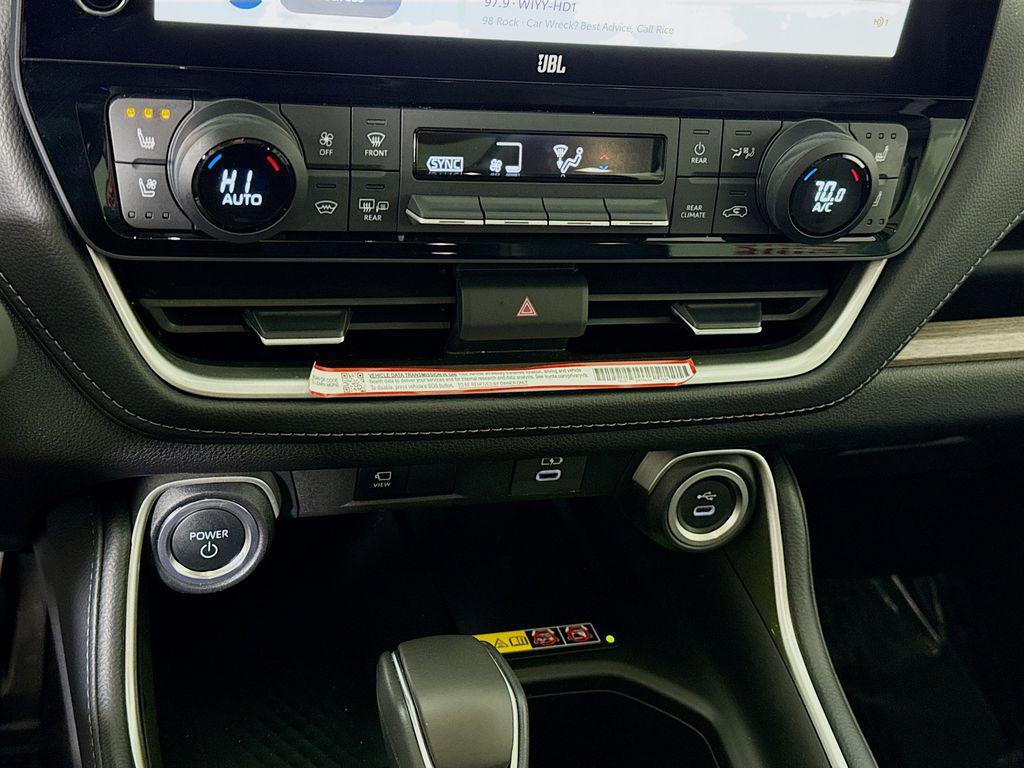 used 2025 Toyota Grand Highlander car, priced at $59,998