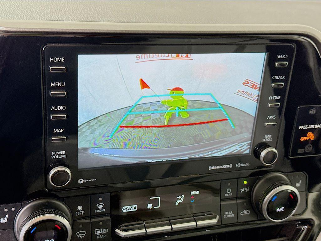 used 2021 Toyota Highlander car, priced at $32,987