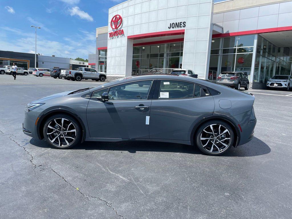 new 2025 Toyota Prius Plug-In Hybrid car, priced at $44,734