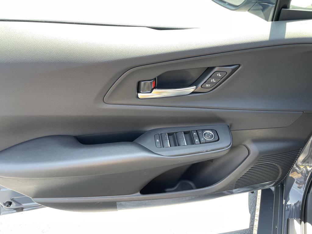 new 2025 Toyota Prius Plug-In Hybrid car, priced at $44,734