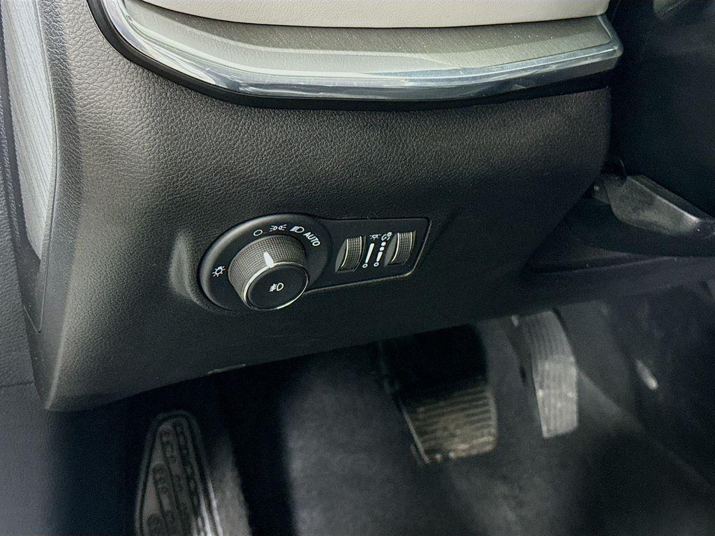 used 2022 Jeep Compass car