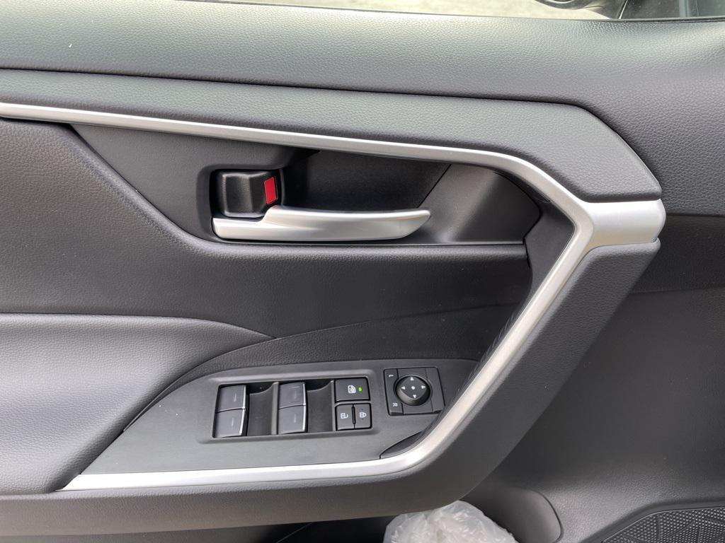 new 2025 Toyota RAV4 car, priced at $36,924