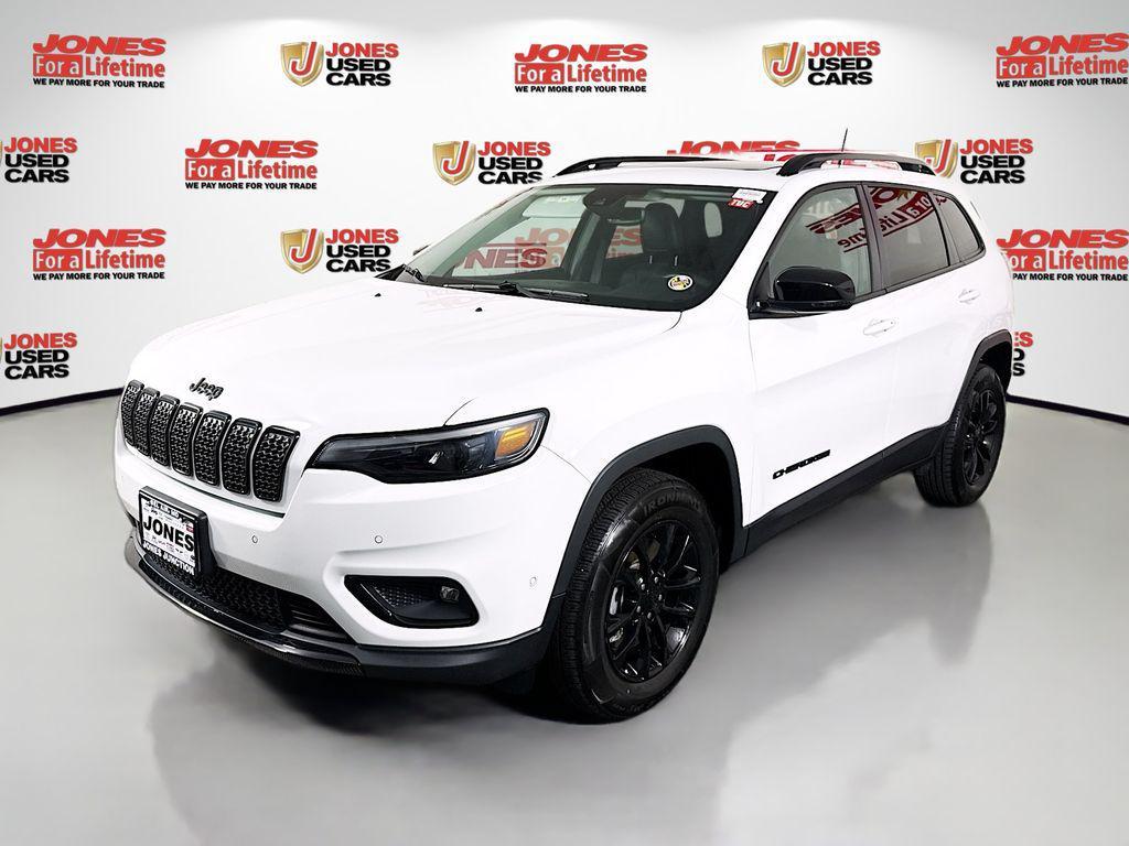 used 2023 Jeep Cherokee car