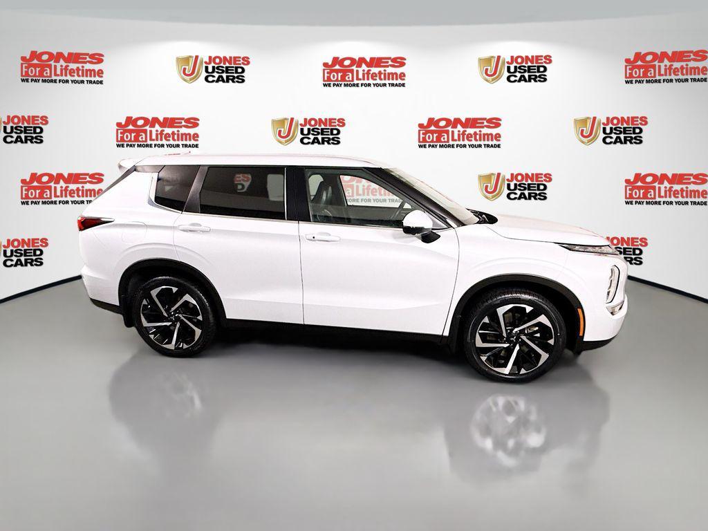 used 2024 Mitsubishi Outlander car