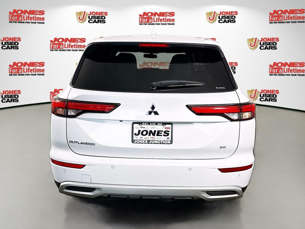 used 2024 Mitsubishi Outlander car