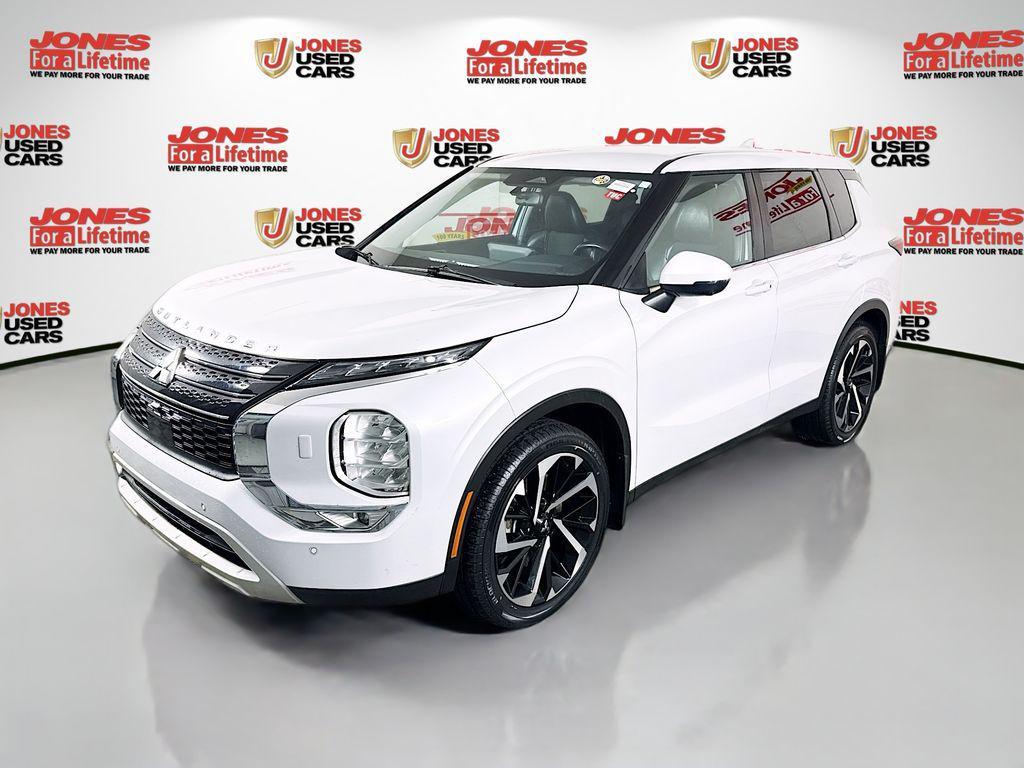 used 2024 Mitsubishi Outlander car