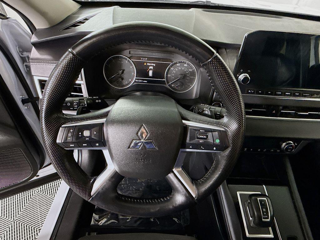 used 2024 Mitsubishi Outlander car