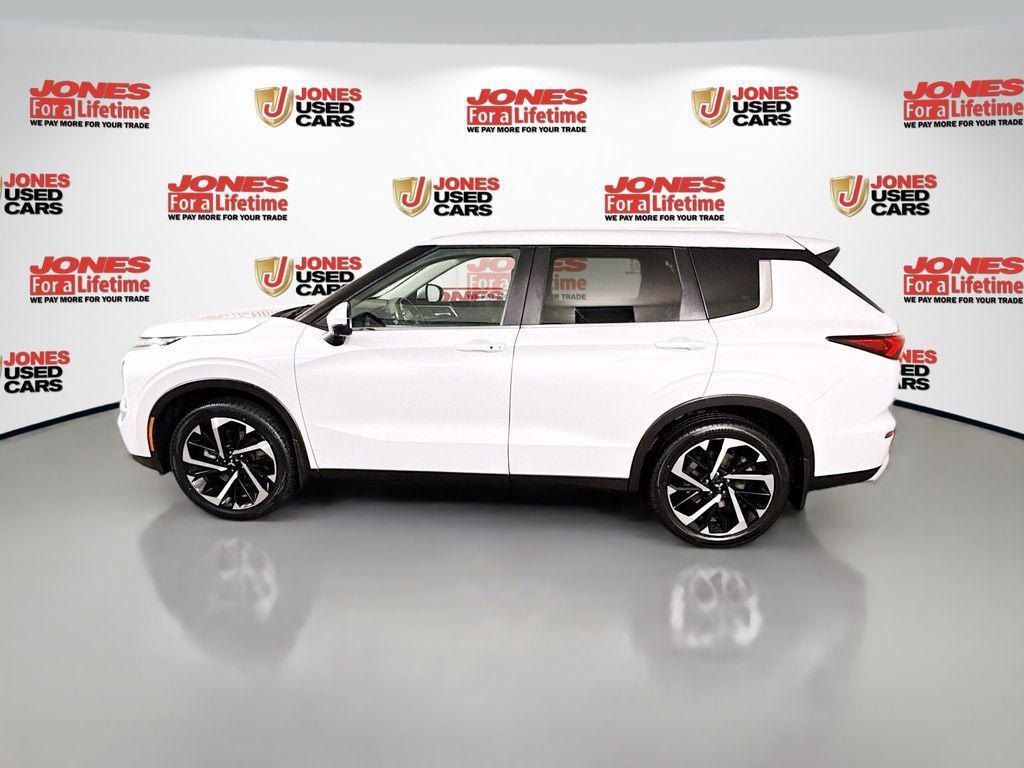 used 2024 Mitsubishi Outlander car