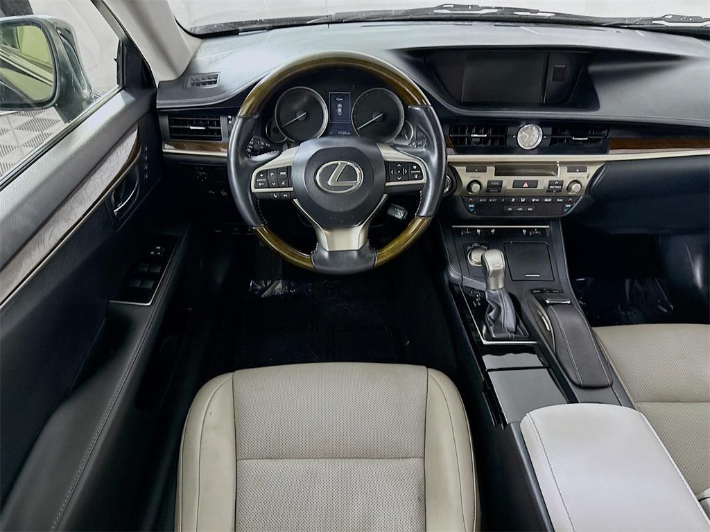 used 2016 Lexus ES 350 car, priced at $21,672