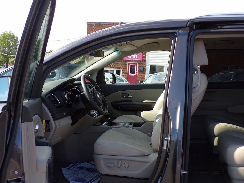 used 2016 Kia Sedona car, priced at $9,995