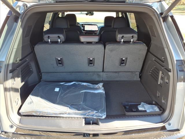 new 2026 Chevrolet Traverse car, priced at $56,795