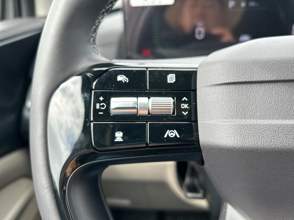 new 2027 Kia Carnival car, priced at $42,245
