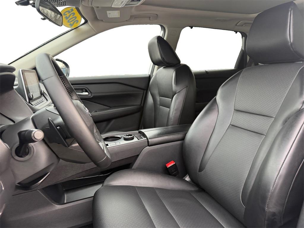 used 2025 Nissan Rogue car, priced at $28,999