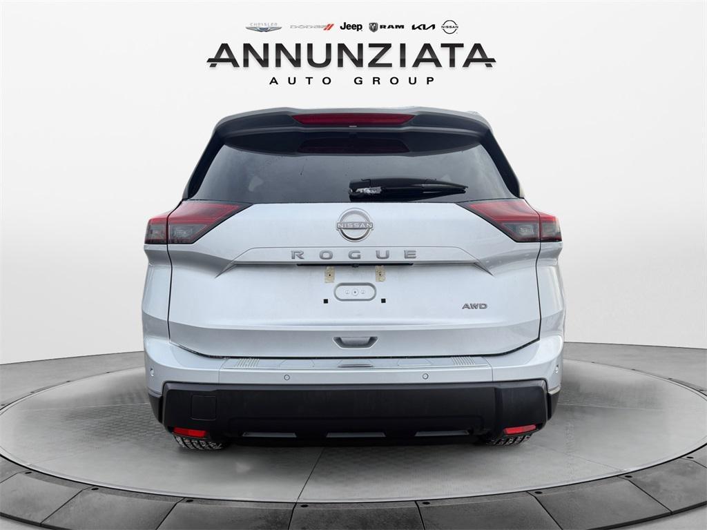 used 2025 Nissan Rogue car, priced at $28,999