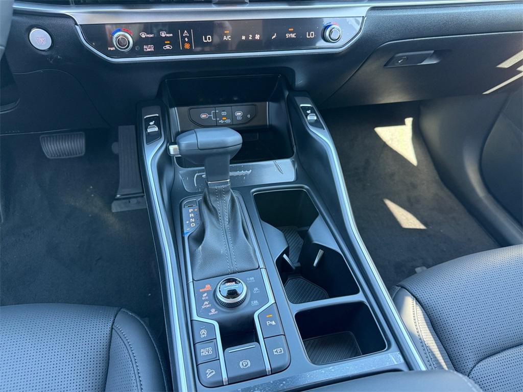 new 2026 Kia Sorento car, priced at $40,595