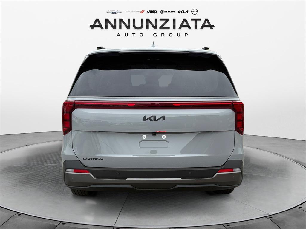 new 2025 Kia Carnival car, priced at $49,625
