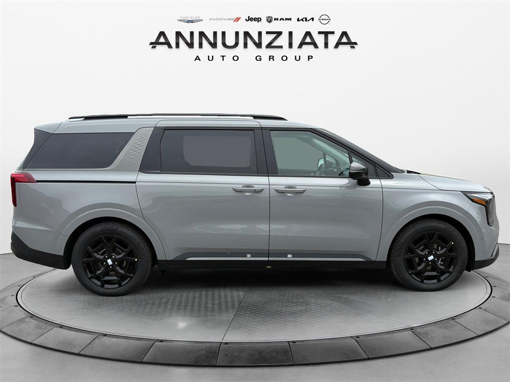 new 2025 Kia Carnival car, priced at $49,625