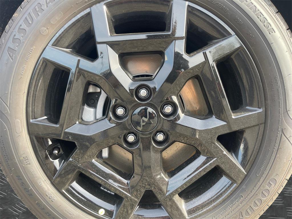 new 2026 Kia Carnival car, priced at $55,815