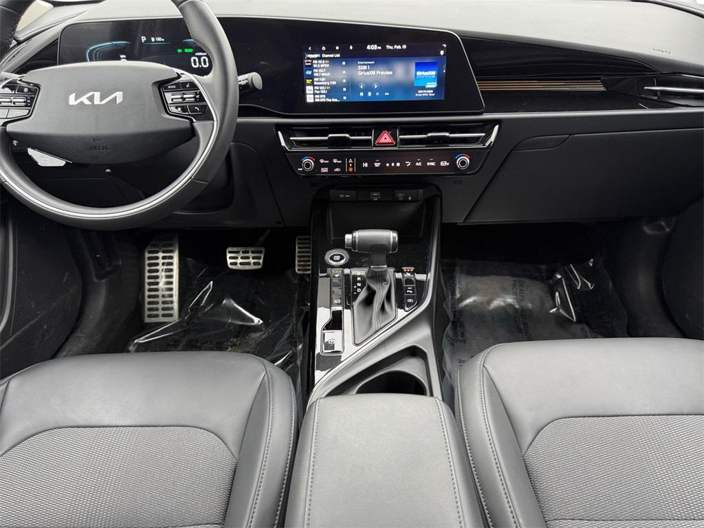 used 2025 Kia Niro car, priced at $29,999