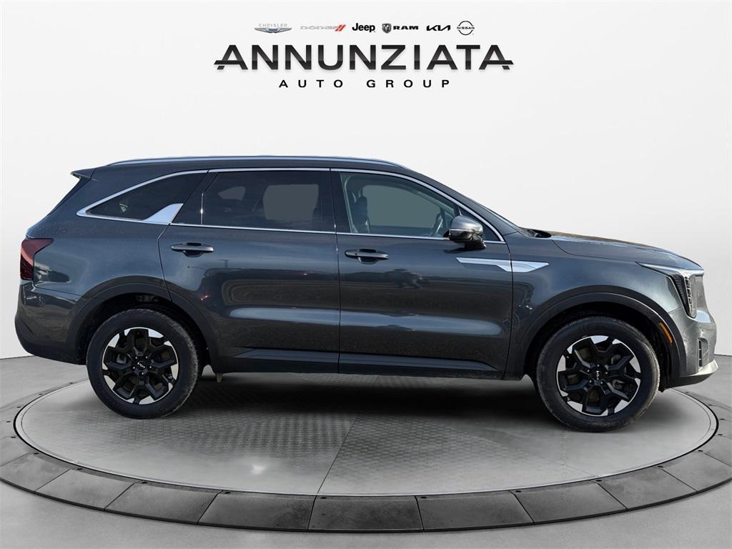 used 2024 Kia Sorento car, priced at $27,849