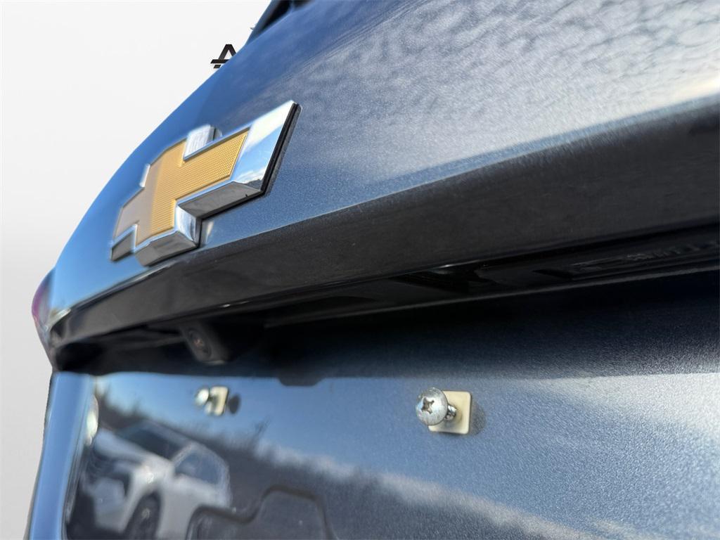 used 2023 Chevrolet Equinox car, priced at $18,199