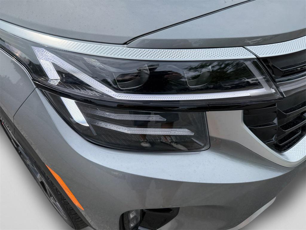 new 2026 Kia Seltos car, priced at $33,775