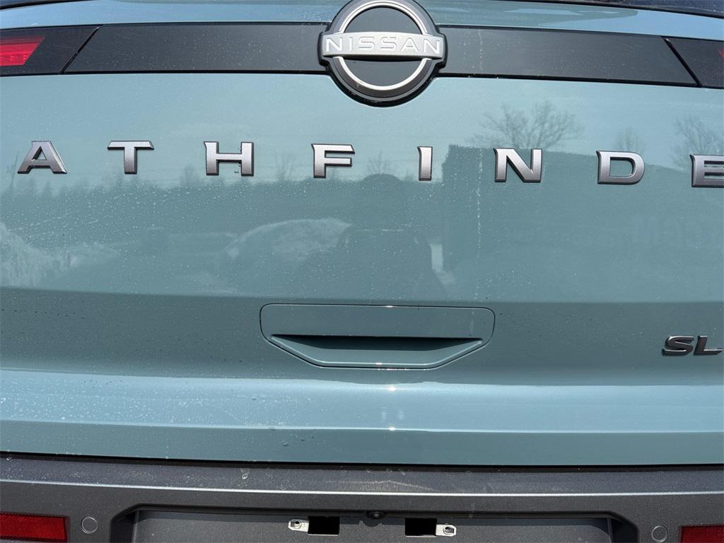 new 2026 Nissan Pathfinder car, priced at $45,560