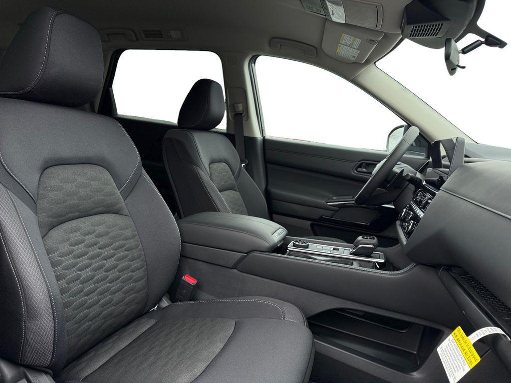 new 2026 Nissan Pathfinder car, priced at $40,010