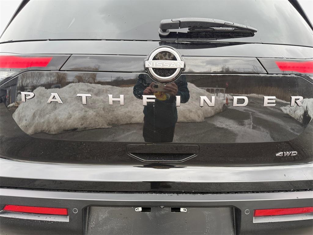 new 2026 Nissan Pathfinder car, priced at $42,510