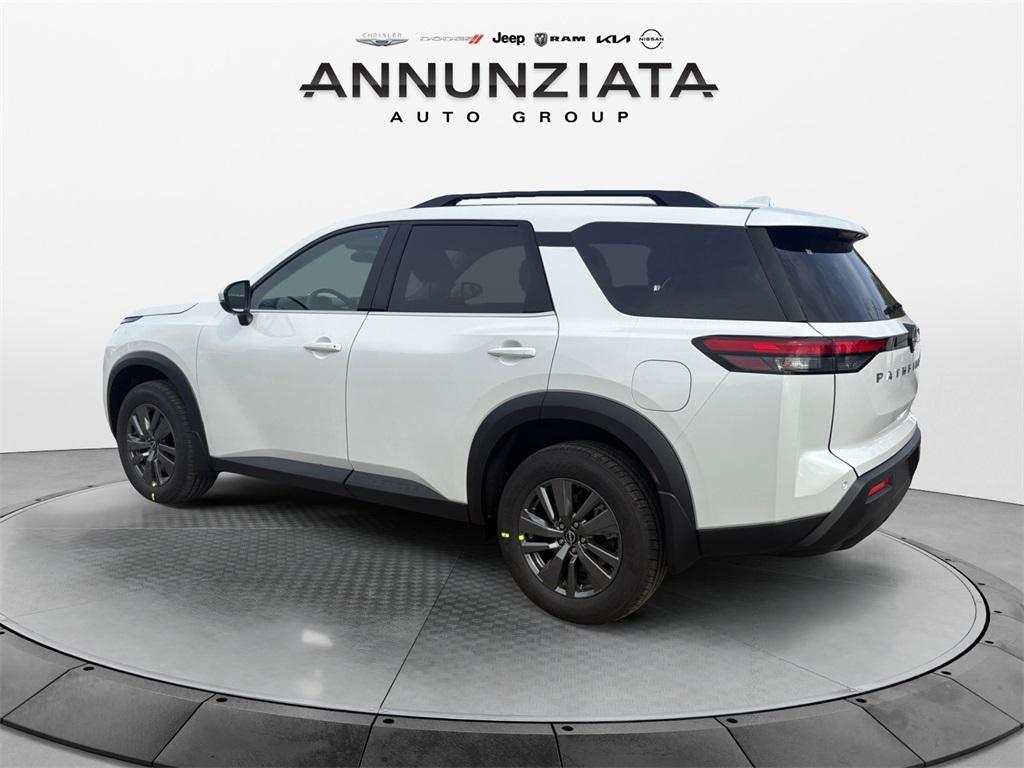 new 2025 Nissan Pathfinder car, priced at $37,255