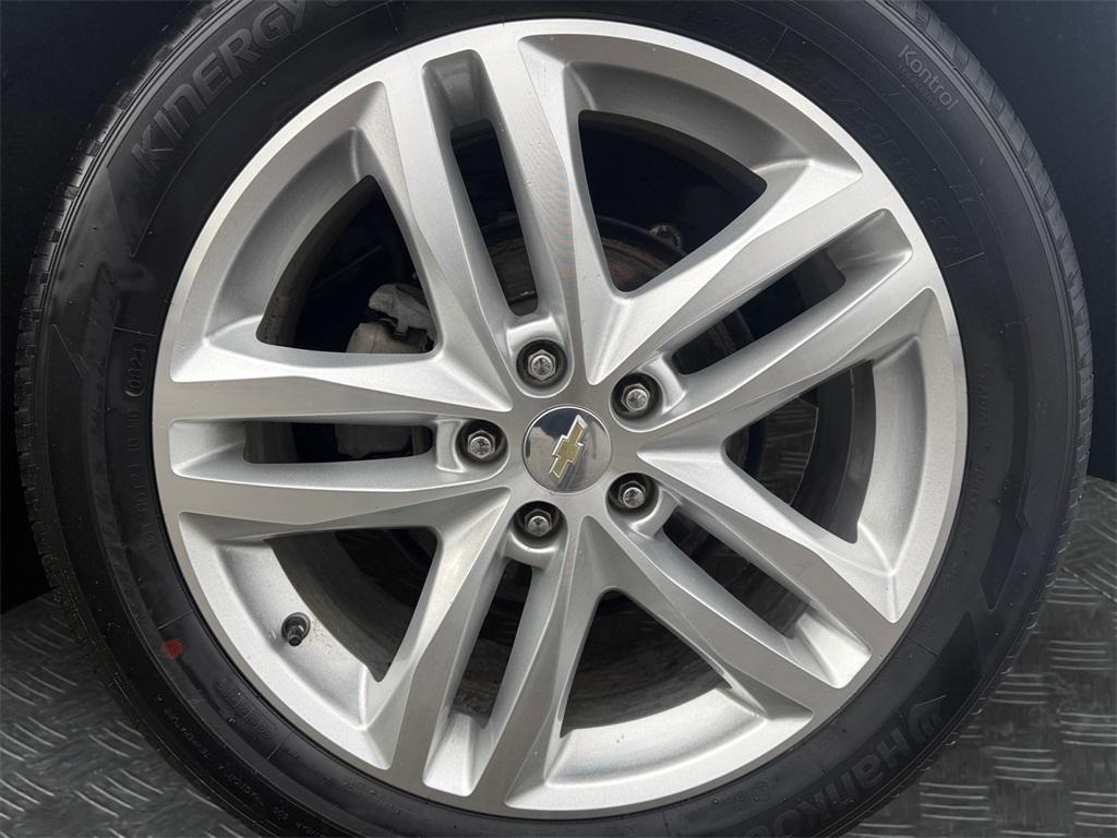 used 2020 Chevrolet Equinox car, priced at $20,499