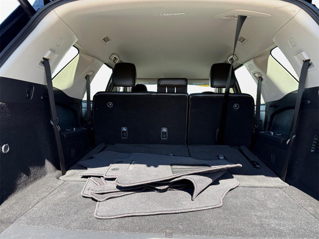 used 2025 Nissan Pathfinder car, priced at $35,999