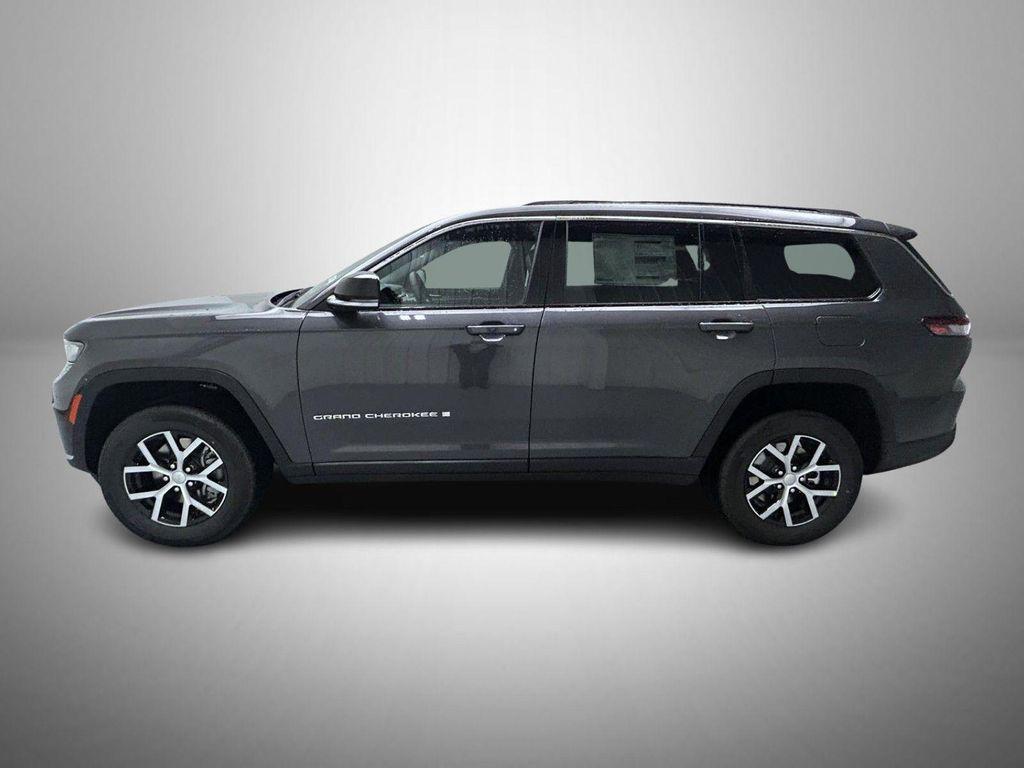 new 2025 Jeep Grand Cherokee L car, priced at $43,124
