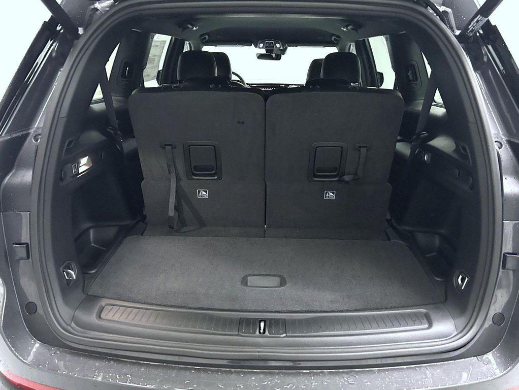 new 2025 Jeep Grand Cherokee L car, priced at $43,124