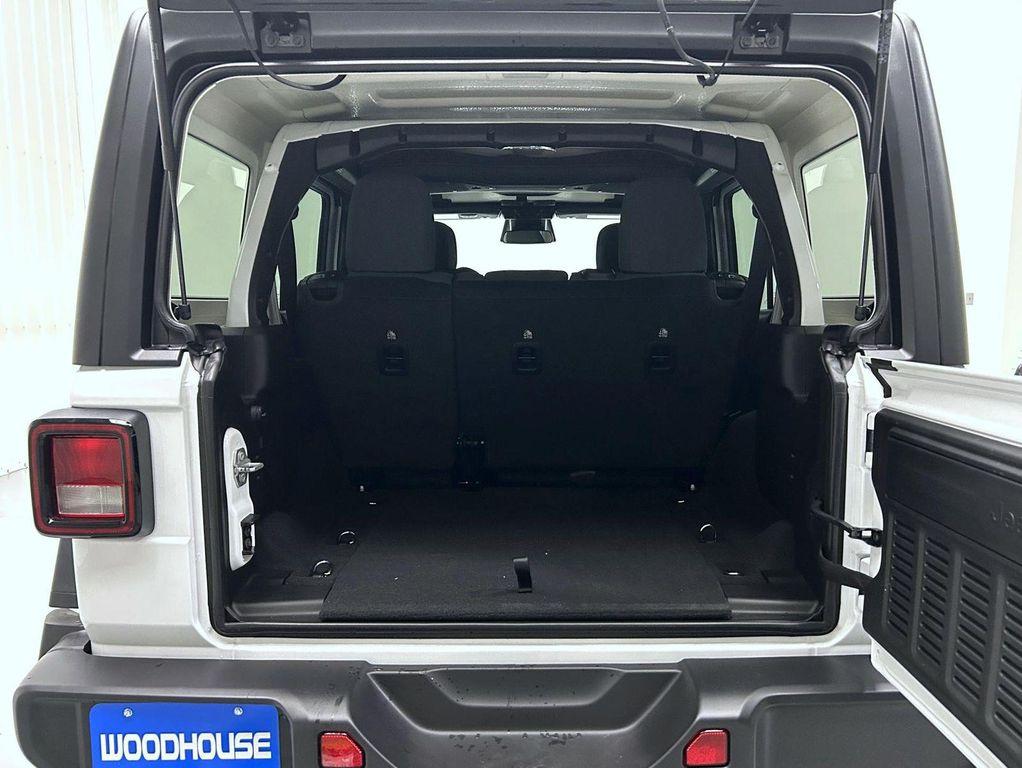 new 2026 Jeep Wrangler car, priced at $46,759