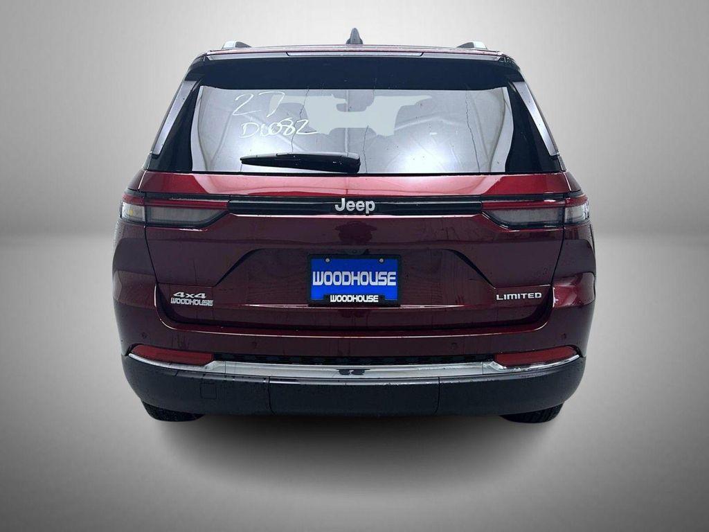 new 2025 Jeep Grand Cherokee car, priced at $43,414