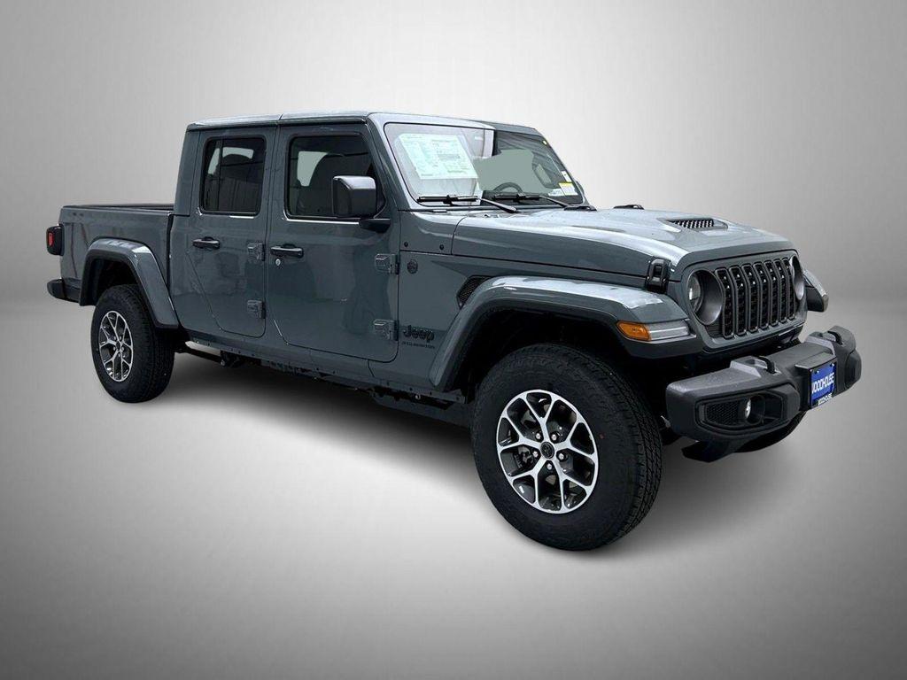 new 2026 Jeep Gladiator car, priced at $44,412