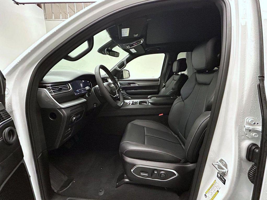 new 2026 Jeep Grand Wagoneer car, priced at $78,625