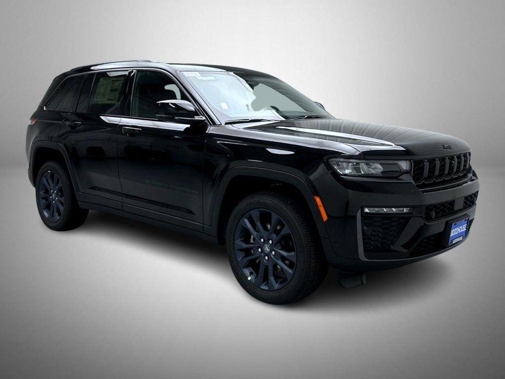 new 2026 Jeep Grand Cherokee car, priced at $46,094