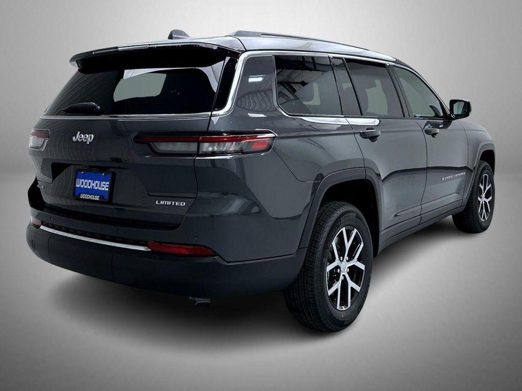 new 2025 Jeep Grand Cherokee L car, priced at $45,124