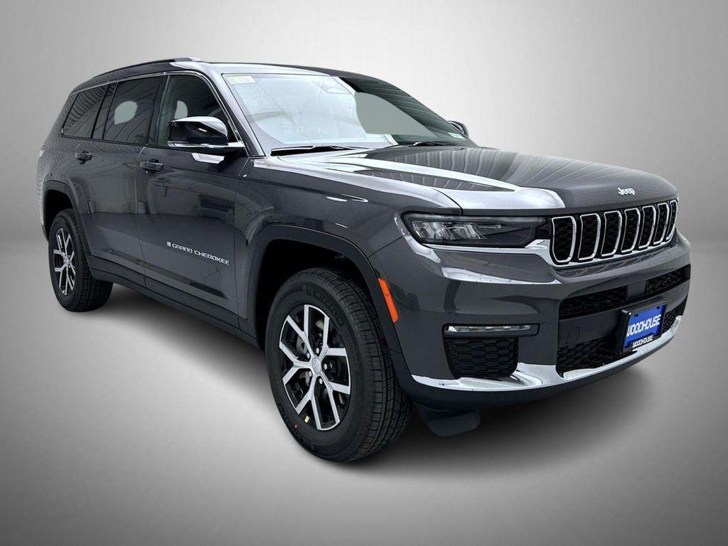 new 2025 Jeep Grand Cherokee L car, priced at $45,124