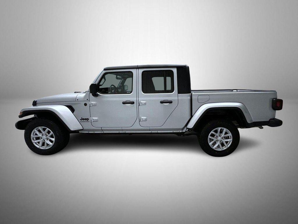 used 2023 Jeep Gladiator car, priced at $29,630