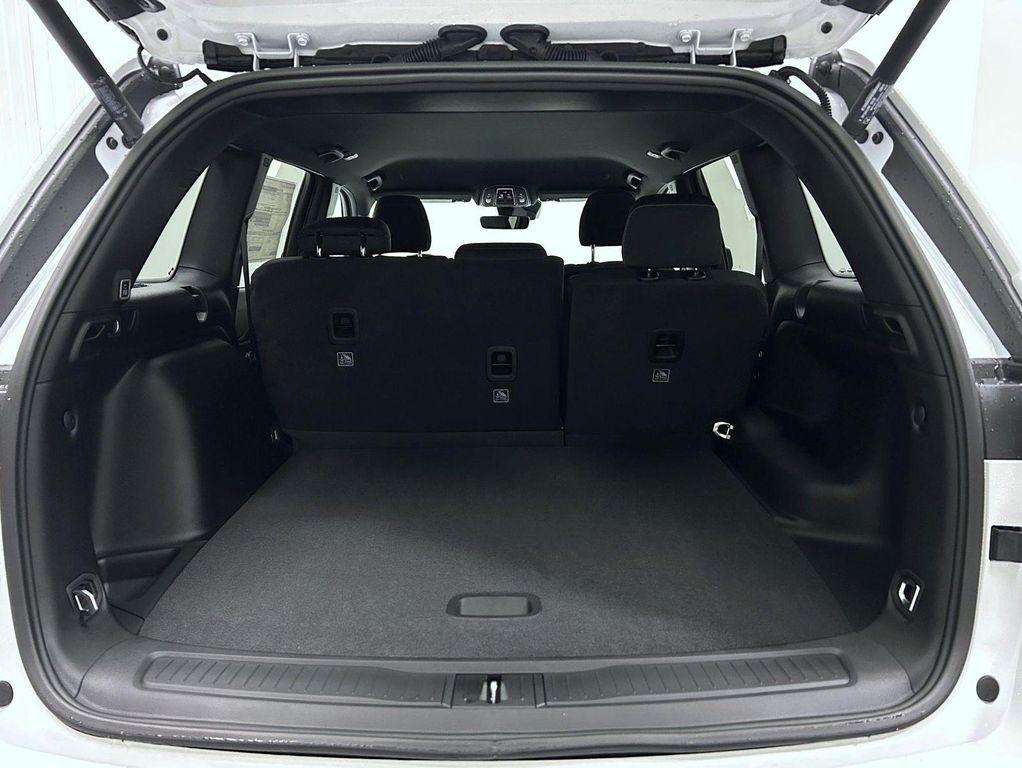 new 2025 Jeep Grand Cherokee car, priced at $36,586